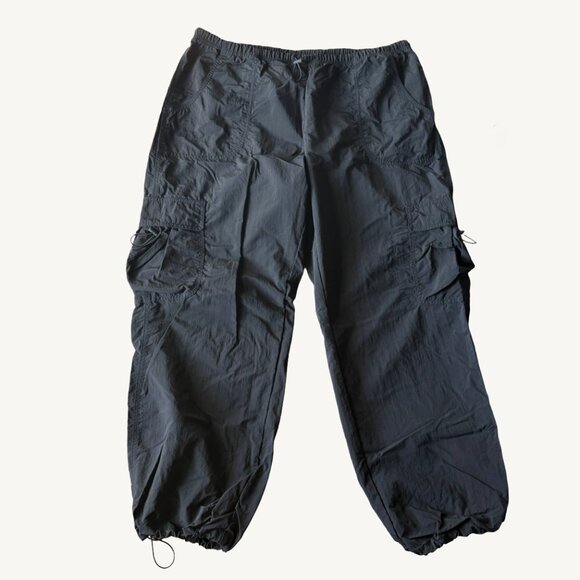 Aritzia TNA Tyron Black Cargo Pants Size Extra Large - Picture 1 of 10
